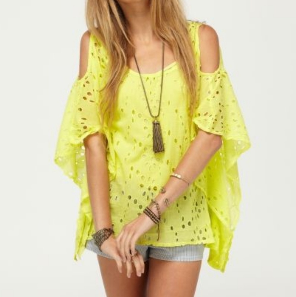 NWT ROXY Night Chill Cold Shoulder Top